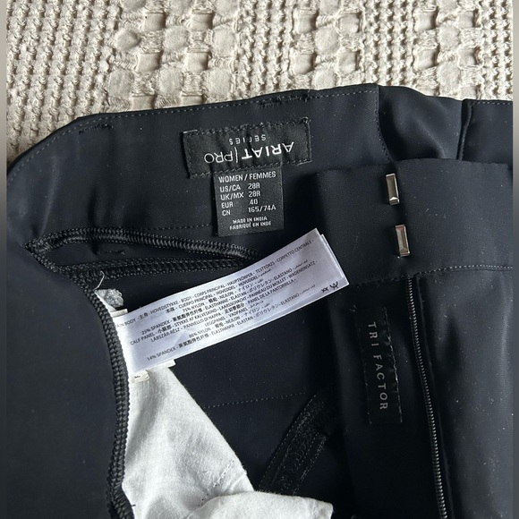 Ariat Pro Series Black Breeches - Picture 2 of 4